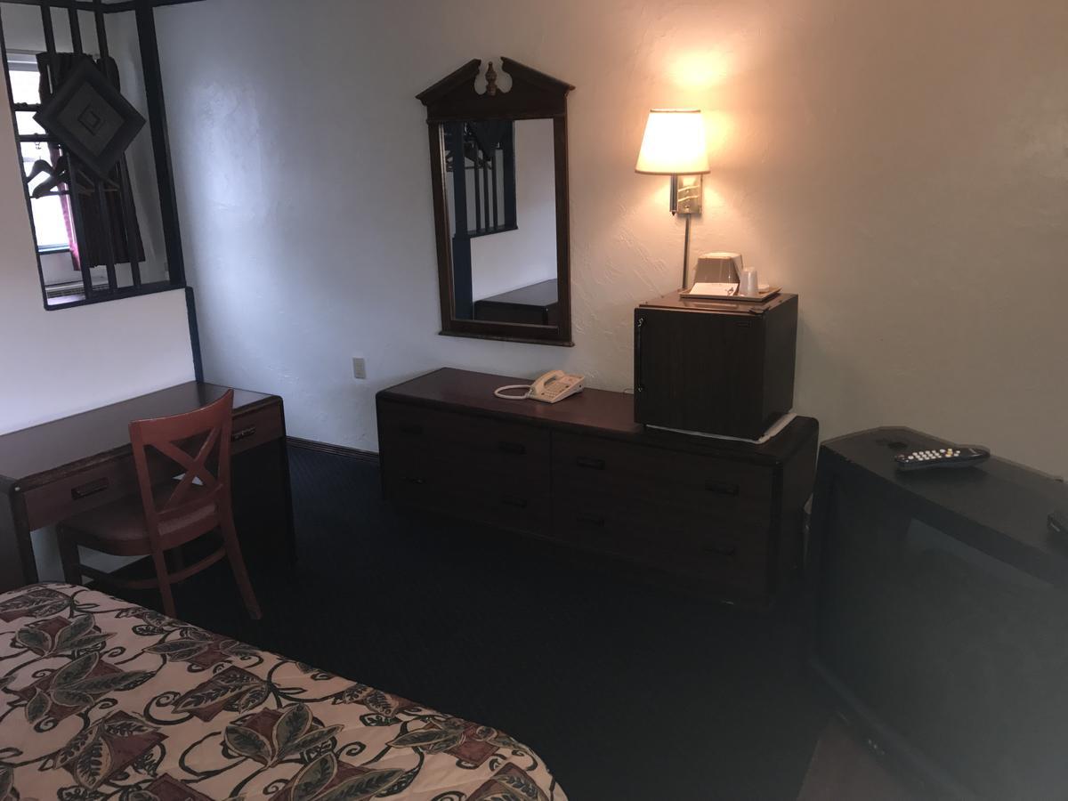 Colton Motel 2*
